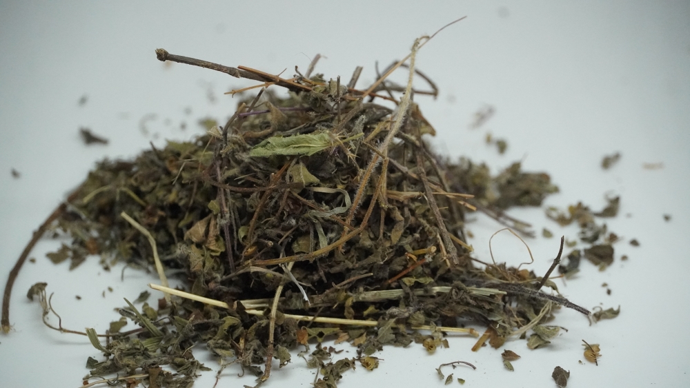 THULASI DRIED LEAVES - துளசி இலை (तुलसी) / HOLY BASIL LEAVES RAW