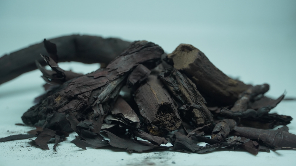 THOGAI’S-”VEMBARA PATTAI”-ALKANNA TINCTORIA/VEMBALAM PATTAI / வேம்பாளம் பட்டை/ALKANET/VEMPALAM PATTAYI/VEMBAALAM PATTEE/ VEMBALAM PATTAYI